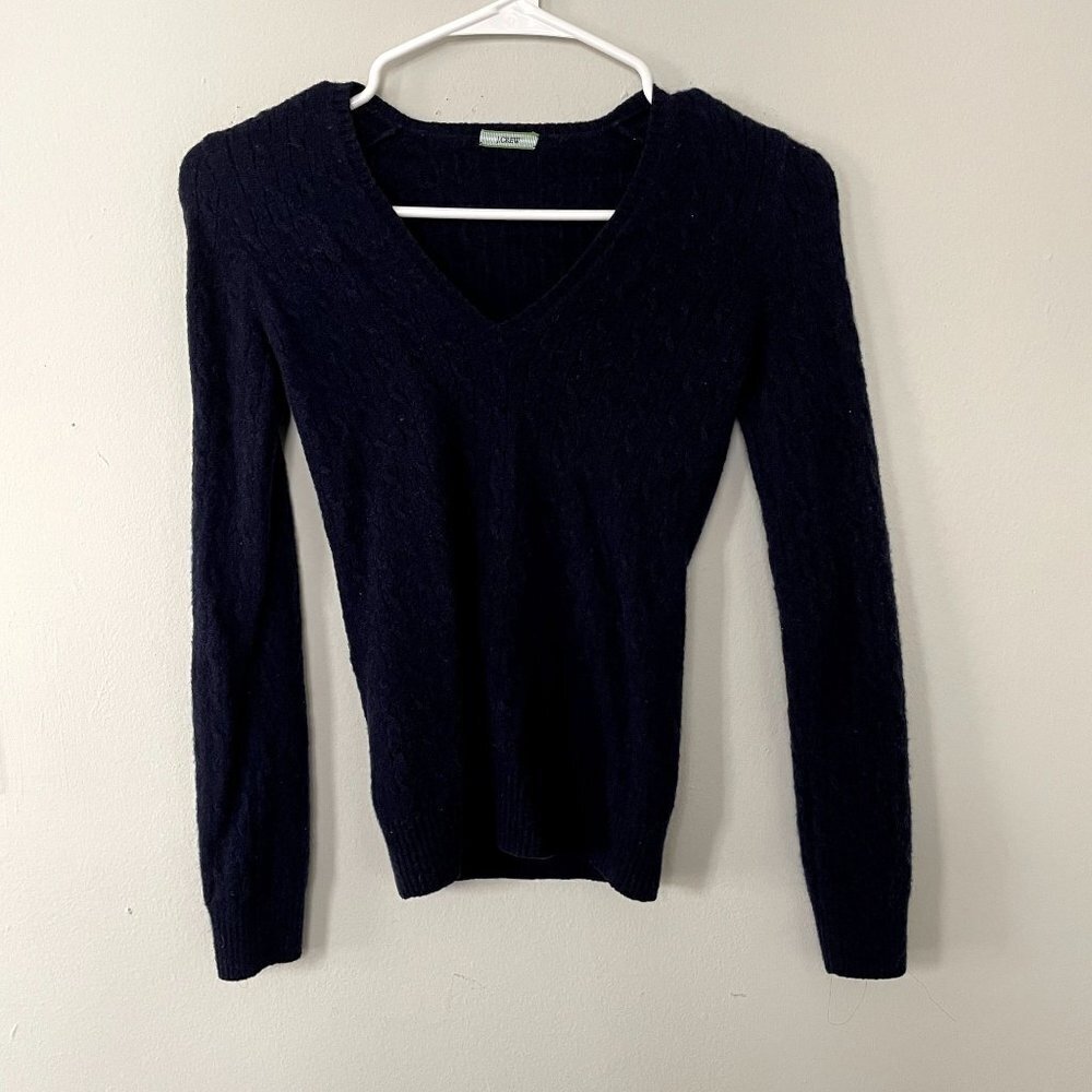 J.Crew dark navy blue sweater v-neck knit top classic comfortable shirt‎